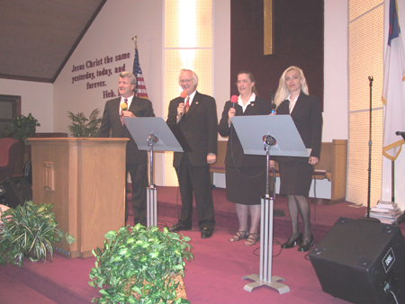 The Island Singers in Performance on Sunday May 18, 2003 in the East Patchogue Christian Assembly, East Patchogue, New York